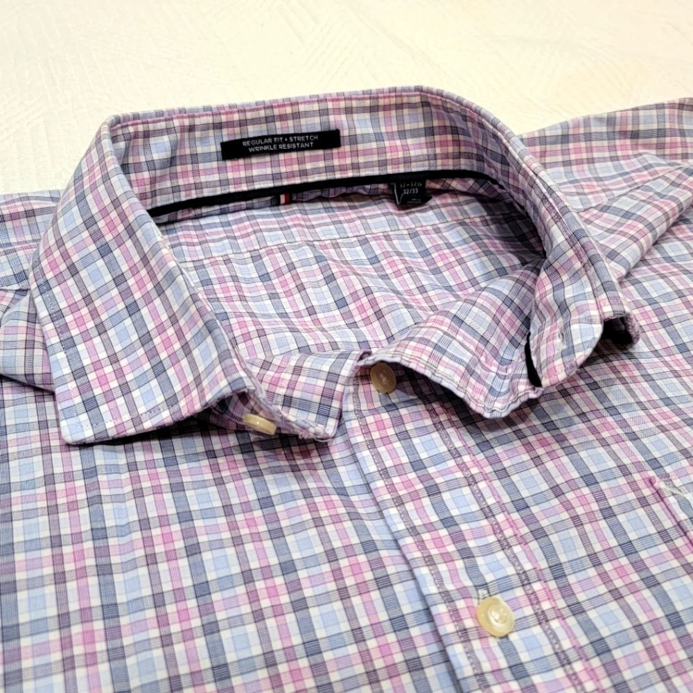 Tommy Hilfiger long sleeve button down.  EUC.